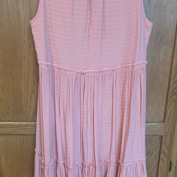 Light Pink Sleeveless Tiered Maxi Dress - Picture 2 of 7